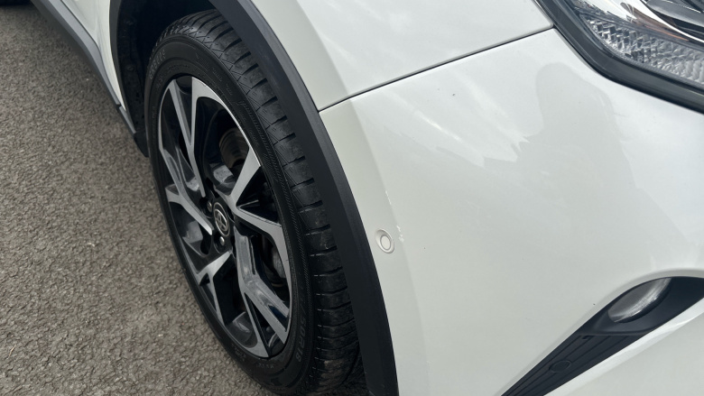 Toyota C-HR 1.8 Hybrid Design 5dr CVT Hybrid Hatchback